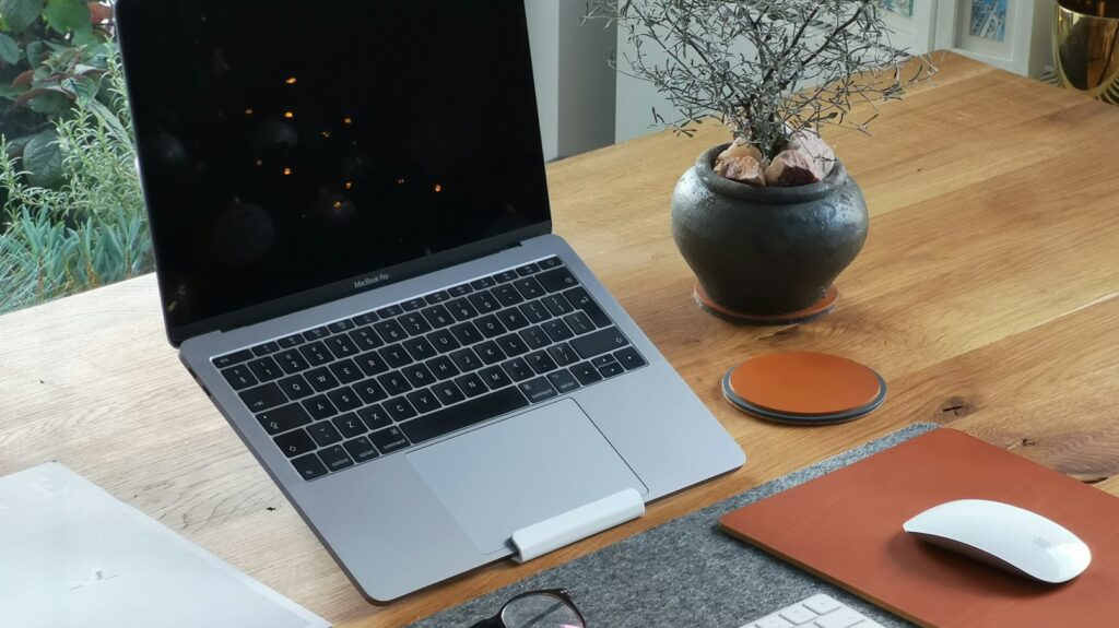 Do You Really Need a Laptop Stand? Pros and Cons laptop stands